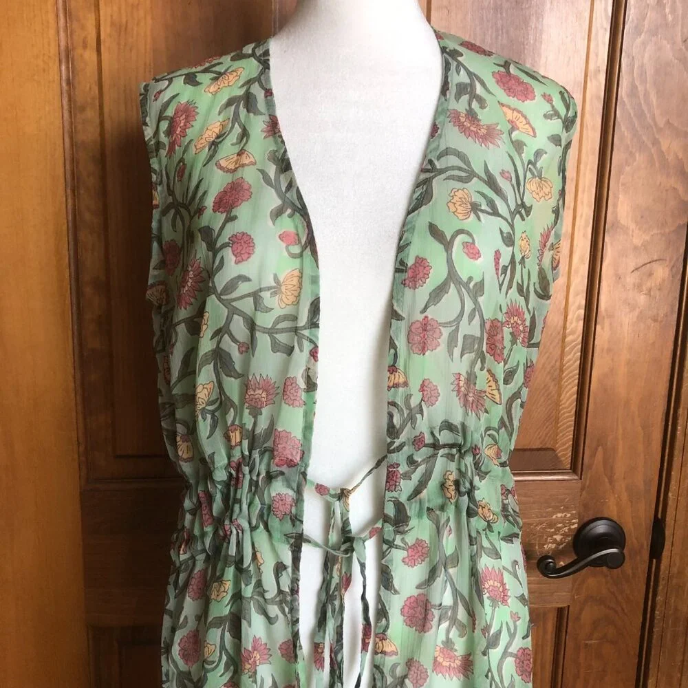 Lauren Conrad OS Sleeveless Mint Green Floral Wrap/Coverup Resort Vacation Swim